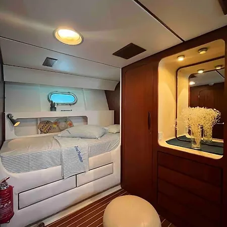 보트호텔 Sea Panther