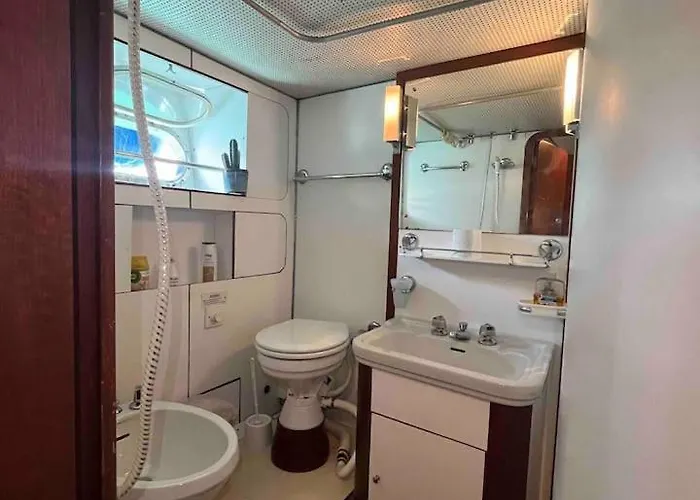 Sea Panther Botel Gzira