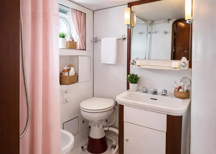 Sea Panther Båthotell